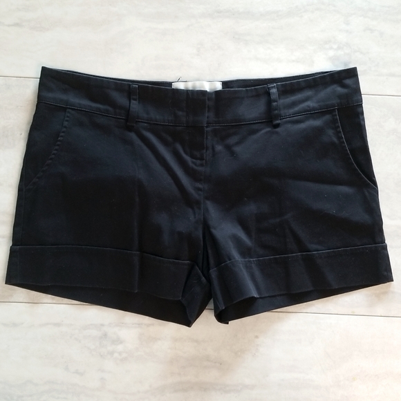 American Rag Pants - American Rag Cie cotton black low rise short shirts Sz: L, zip, cuff hem